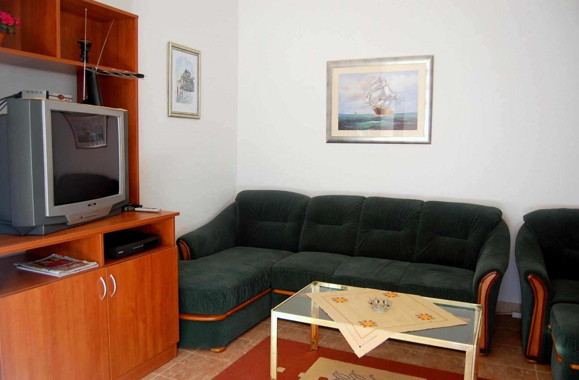 Apartments And Rooms Villa Mir ザトン 部屋 写真