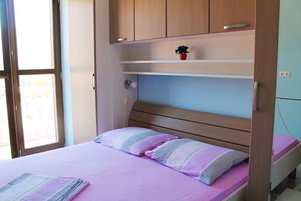 Apartments And Rooms Villa Mir ザトン エクステリア 写真